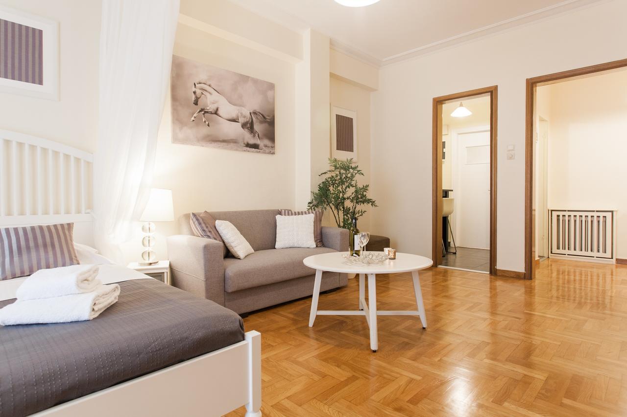 Athenian Home By Livin Urbban Ngoại thất bức ảnh