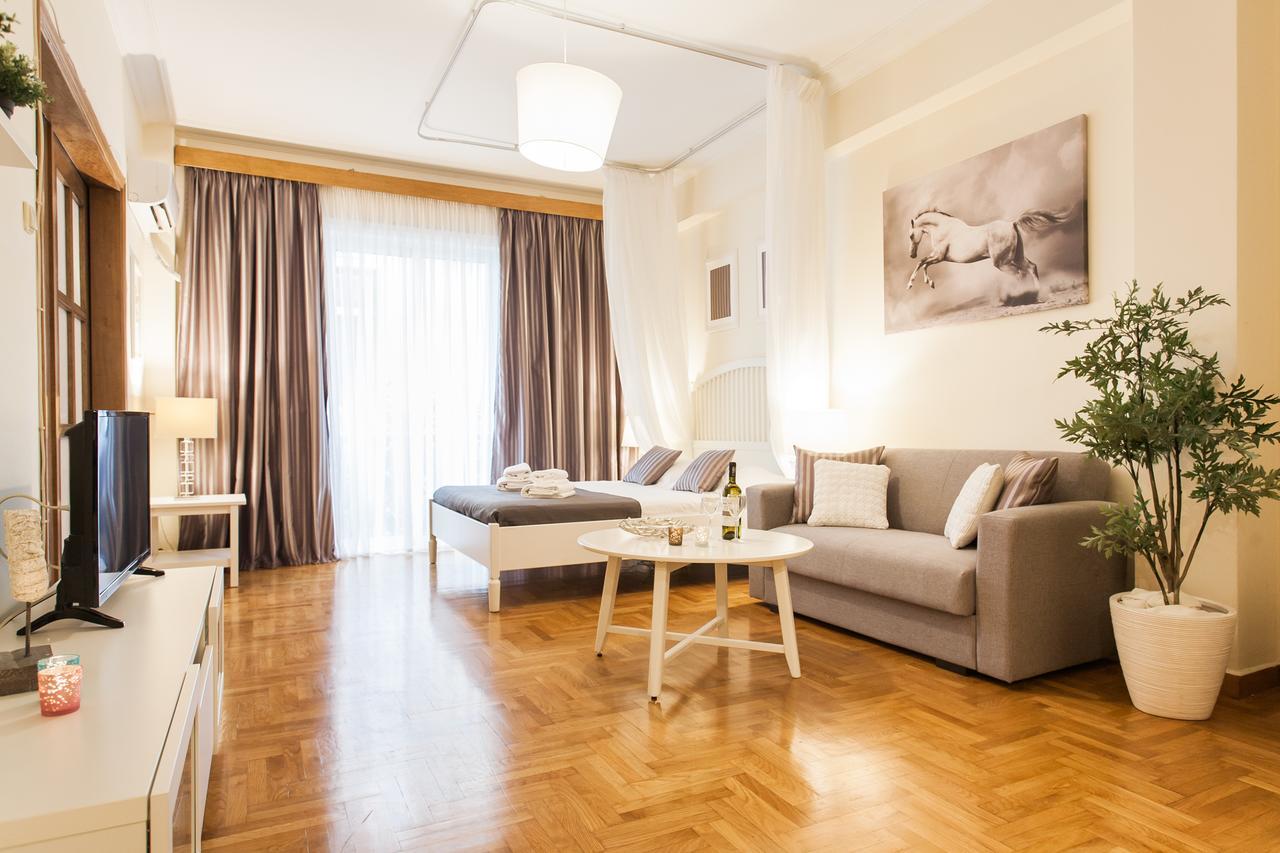 Athenian Home By Livin Urbban Ngoại thất bức ảnh