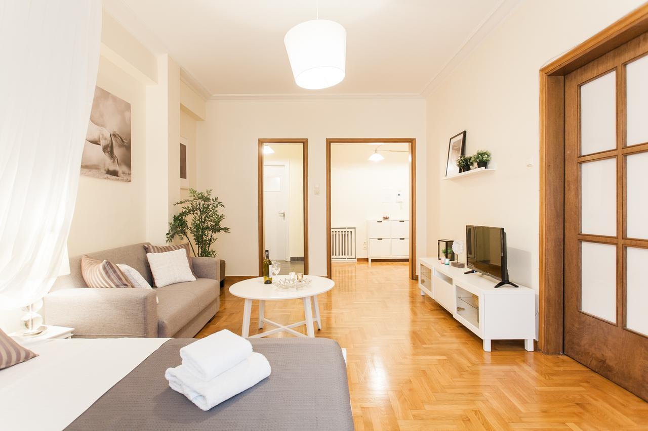 Athenian Home By Livin Urbban Ngoại thất bức ảnh